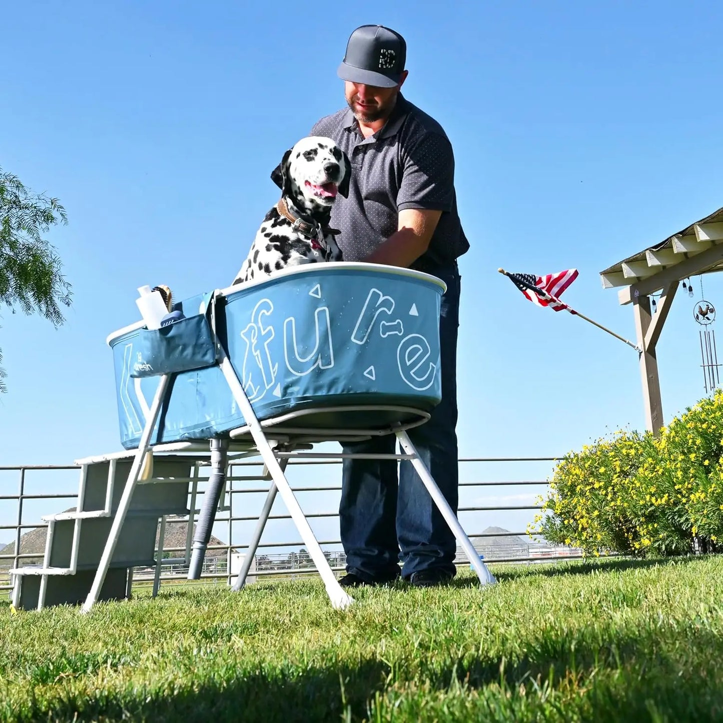 Big Dipper Elevated Portable Dog Bath Tub With Stairs